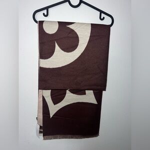 Brown and Cream Patterned Scarf